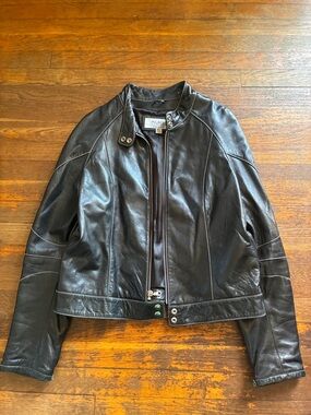 Wilsons Leather Black Women's Leather Moto Jacket with Snap Collar